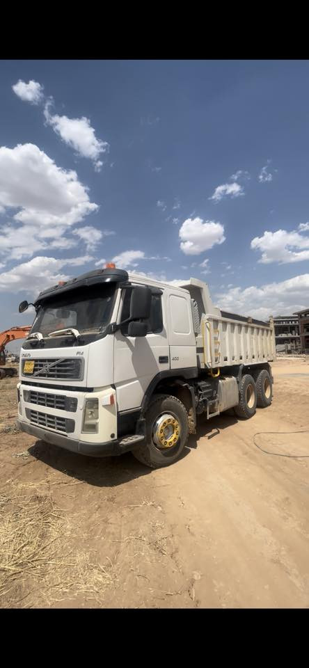 ڤەلڤۆ٢٠٠٧ مەکینە وەحش گیرو مەکینە بە شەرت هەر ١٠ تای نویە مەجموحە شەفت گیر ٣ بە ٣ شەنسی کوت سەحر ٣١٠ مەجال رەقەم ***********
