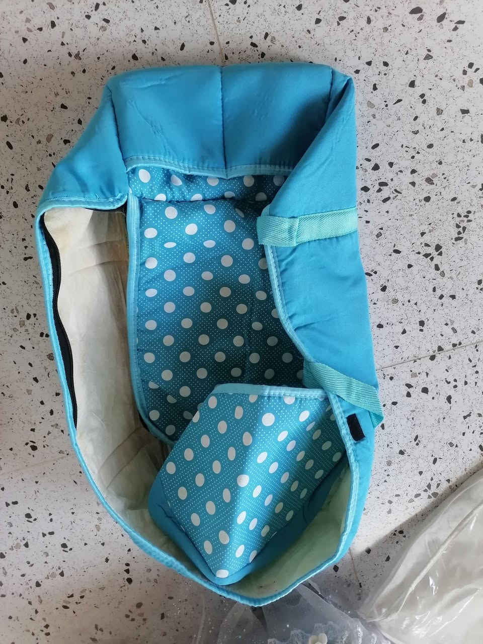عندي هاي اغرض لبيع
ثلاجه ١٠٠ قفل
طابخ ٧٥ قفل
كاروك ويا بقيه ٦٠ الف


**إذا كنت صاحب هذا الإعلان وتريد حذفه لأي سبب، رجاءا أرسل رسالة إلى الدعم الفني**