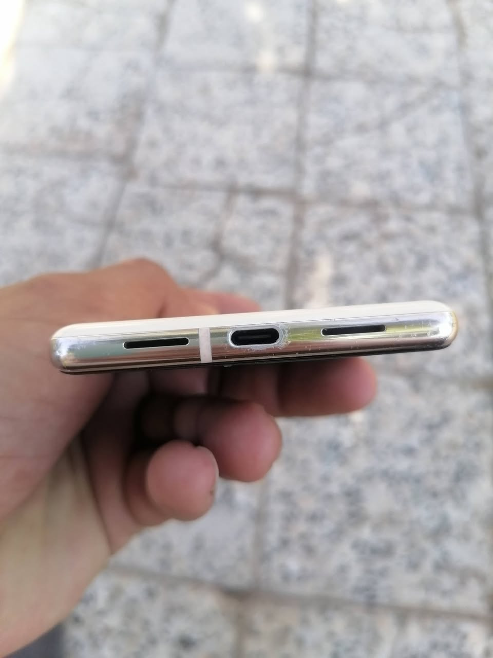 كوكل بكسل 6برو
تلفون فول مواصفاته معروفه تكدر تبحث عليه اداء عالي 
ذاكره 128
فقط ايسي شحن عطلان يتصلح 10الاف 
يشحن وايرلس 
كامره فول حاله حال كامره الايفون
للمراوس شعندك 
***********
