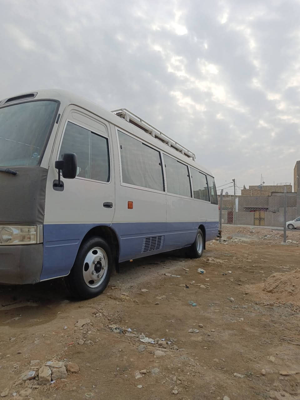 سلام عليكم 👋
🧿🧿
(كوستر البيع موديل 2014)
جاهزه من كلشي كير مكينه وتبريد مكفولات 
كشنات ستاركس رقم سليمانيه الجديد
سنويه 2030مكاني الدوانيه مركز 
السفسار النتصال (***********)(***********)
