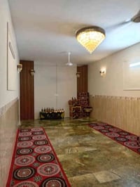 عندي بيت البيع مساحت 500 متر عدد غرف نوم 3 مطبخ صاله  كراج صحيات خارج ...