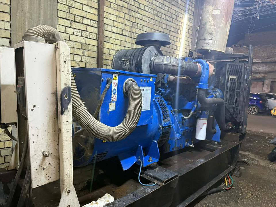 للبيع  مولد شاصي محرك 2300 (400KV) السعر 180 ورقة وبيها مجال المكينة فقط
مكانها بغداد الكرخ 

***********
