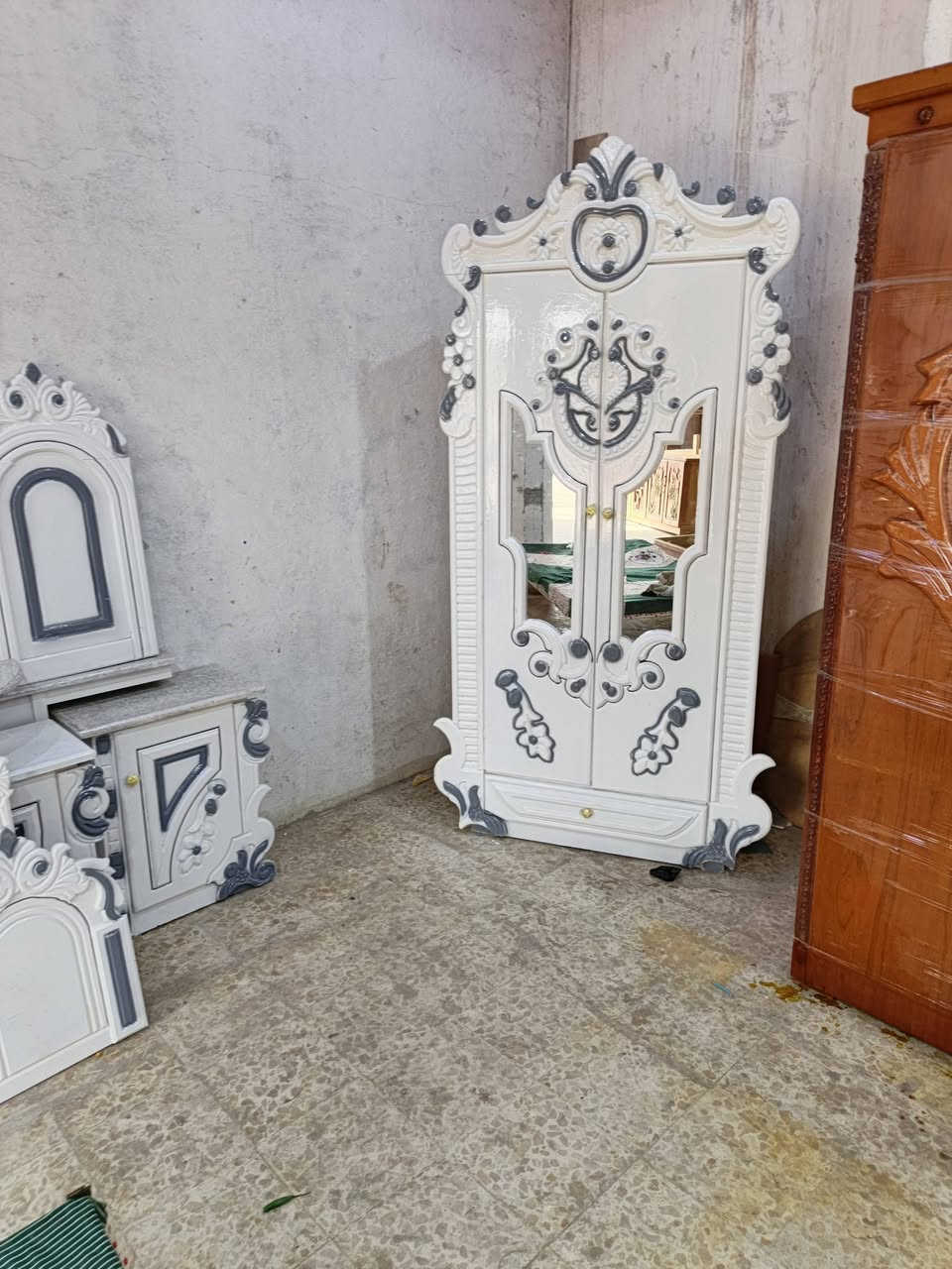 غرفه تسكام أم سته مستخدمه نضيفه سعر مناسب ٥٥٠ ناصريه مركز ***********
