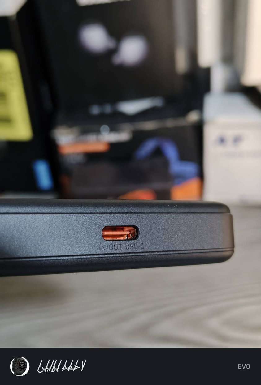 جديد غير مستخدم 
MOVESPEED
السعة: 10000 مللي أمبير
 يدعم الشحن المغناطيسي اللاسلكي بقدرة تصل إلى 15 ويدعم الشحن السريع بقدرة 20 واط عبر منفذ Type-C (PD).


**إذا كنت صاحب هذا الإعلان وتريد حذفه لأي سبب، رجاءا أرسل رسالة إلى الدعم الفني**