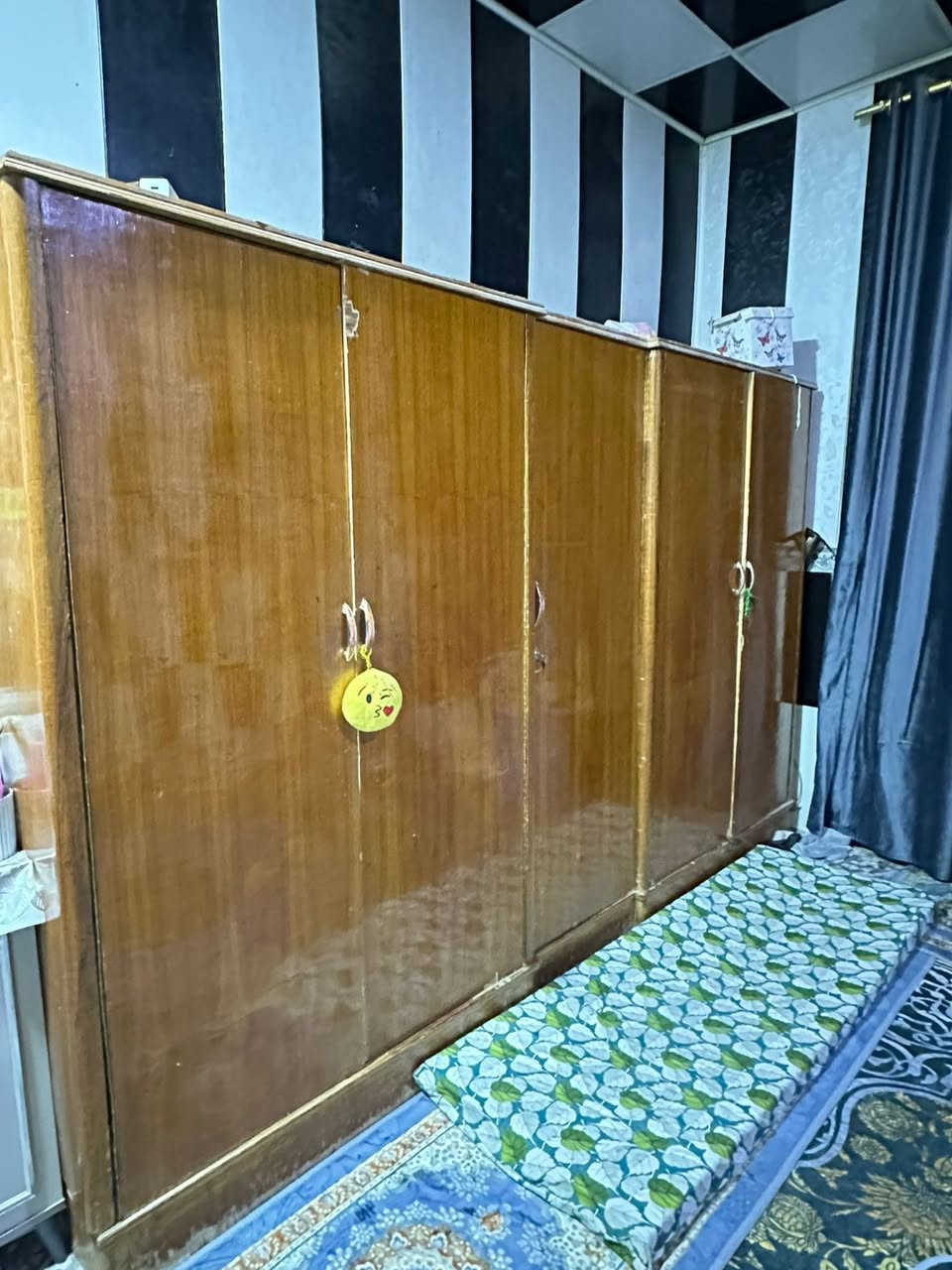 كنتور للبيع
5ابواب نجاره
السعر 150 للاستفسار خاص


**إذا كنت صاحب هذا الإعلان وتريد حذفه لأي سبب، رجاءا أرسل رسالة إلى الدعم الفني**