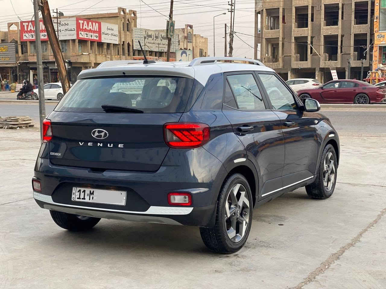 هونداي فينو 23 سعر 125                           مرقم بغداد بسمي فول موصفات                        تو كلر قمار بيضه 
تبديل بنيد وصبغ جملغ امامي   
☑️محرك دوش   
☑️بصمة تشغيل+أبواب تشغيل عن بعد                                 الد امامي خلفي. زنوان بلادي 
☑️شاشة ايباد كبيرة تدعم كار بلي +gps
☑️كاميرا دواره
☑️3 انضمة قيادة
☑️نقاط عمياء بالمرايه 
☑️تبريد شاشة + شاحنة والير ليس. 
🦼كشن تطريز جلد بلاد الدشبول مطعم ابيض 
☑️رادار خلفي
☑️فول تحكم استيرن
☑️تحديد مسار تنبهك عند الخروج عن المسار توقف ذاتي
☑️حساس تايرات
 ☑️ويل كب 
☑️شاشه لتحديد العطلات 
مكان السيارة بغداد بلديات  
سونار وصور حادث موجوده                           اي استفسار واتساب ***********
