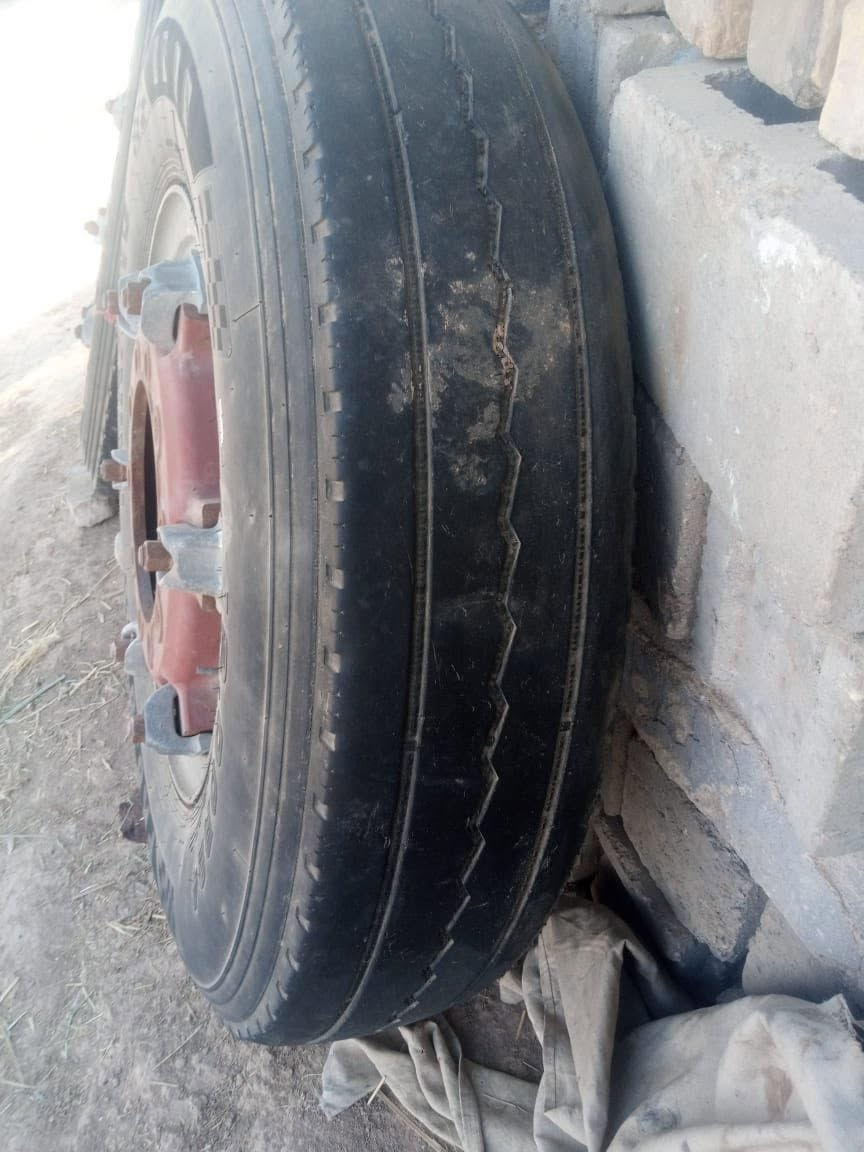سلام عليكم البيع تريات 24ويل وبرمخ ‭.                       ‭***********‬

