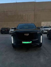 للبيع فقط بكل ماهو جديد ومميز  عشاق النضافه  والفخامه    السياره مكفول...