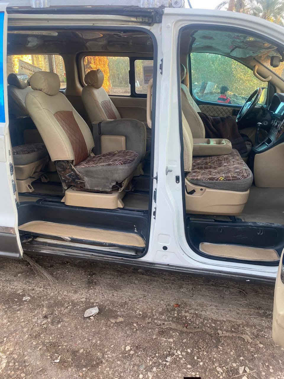 السلام عليكم ستاركس موديل 12 مفتوح رقم بغداد سنويا ل 28 مصفره هيئة وغرامات سياره جاهزة مال جناي السعر 142 وبيهه مجال للشراي العنوان الديوانية الدغاره ***********
