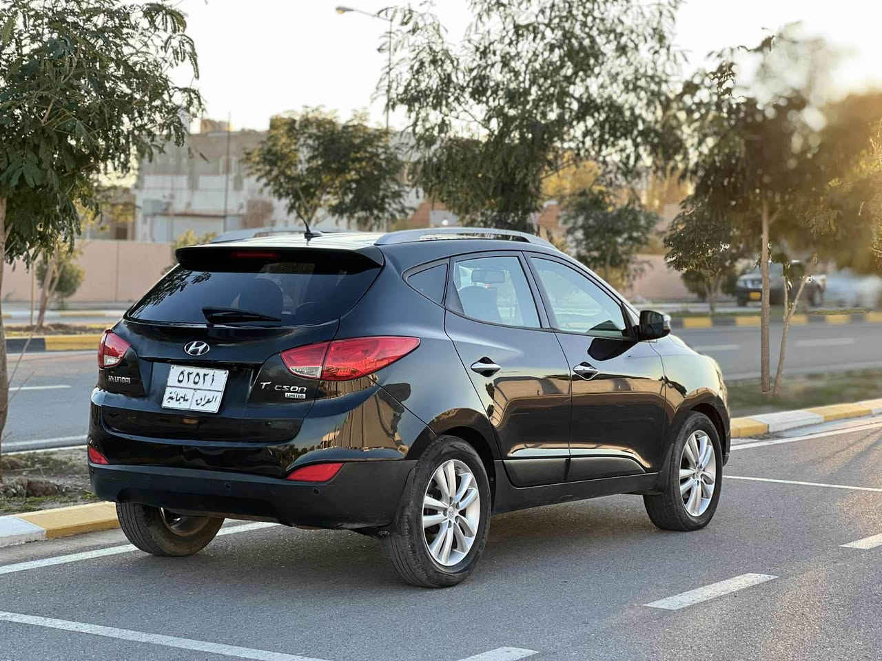 هوندای تۆکسۆن مودیل 2013. ناو زەرد. مەکینە دوش. بەسمە و فول مواسەفات تەنها سلایت نیە. تەنها دووپارچەی بۆیاخە. ساردی و کالبوونەوەی نیە. بەشەردی گیر و مەکینە و تووندو تۆلی. تاییە و سەدری تازەیە. ١٤٠ هەزار چووە. بەشەرد تحویل و غەرامە. سەیارەیەکی زۆرپاک و مالی دۆست سعر فرۆشتن ١٢٢ مجال زۆرکەم. 
شوین. کەلار

***********
واتس اپ و ڤایبەری لەسەرە

جواب عربی …*********** كالار, السليمانية
