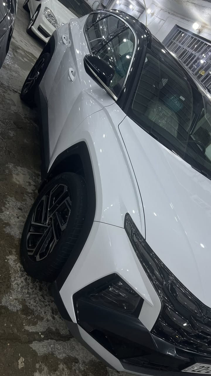 للغوالي ✨🔥
توكسان 2025 توكلر بعدها بحالة الشركة ، كتلوكاتها دفاترها 
ماشية 8000km 
كشنات كهرباء ، تبريد كشنات وتدفئة، 3 كاميرات محيطية ، بردات خلفية ، جنطة كهرباء ، فول مواصفات سيارة  بعد هواي مواصفات 

كفالة عامة  من صبغ ومن كلشي فقط بحافة جنطة شوية بارد قليل جداً ما يناشف بلعين الا تركز بي موضع بلصور 
رقم  السيارة اربيل 
مكان النجف الاشرف 
السعر : 235$ وبيها مجال للشراي 
لاتصال او استفسار : ***********
