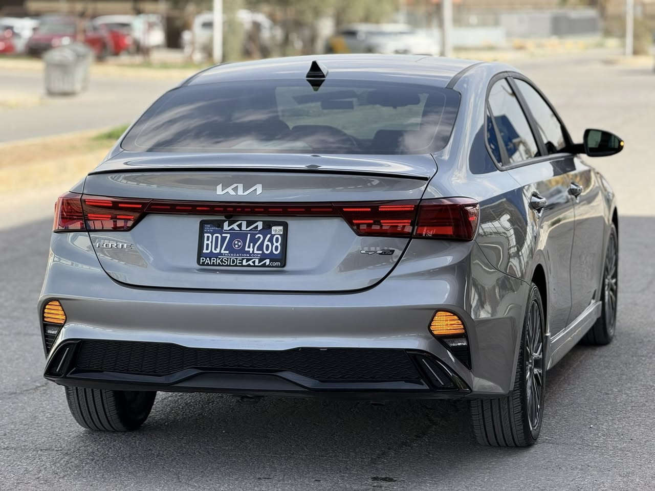 كيا فورتي وارد أمريكي موديل 2024 ماشيه 18 الف محرك 2000 دوش حادثه كما موضح بل صور فقط كسر بل دعاميه ومصلحه نفسه تعتبر كلين بدون ايرباك بدون صبغ كله ليبل واحد موصفات جي تيلان بصمه وشاشه جبيره جيبيس كأمره دواره اشاير بل مرأي امرايات سود رادارات امامي وخلفي وبل مري وسايد بريك بصمه وتشغيل عن بعد موصفات فول عده الفتحه لايتات زنون لد خلفي للتصال *********** ملاحضه سياره ب عمان تريده حره أو شهداء وسياره نقص برغي مابيه مصلحه وجاهزه وكامله وسياره احله من صور بل واقع
