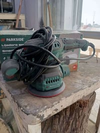 منعمه خشب وبوليش للبيع 07766556333