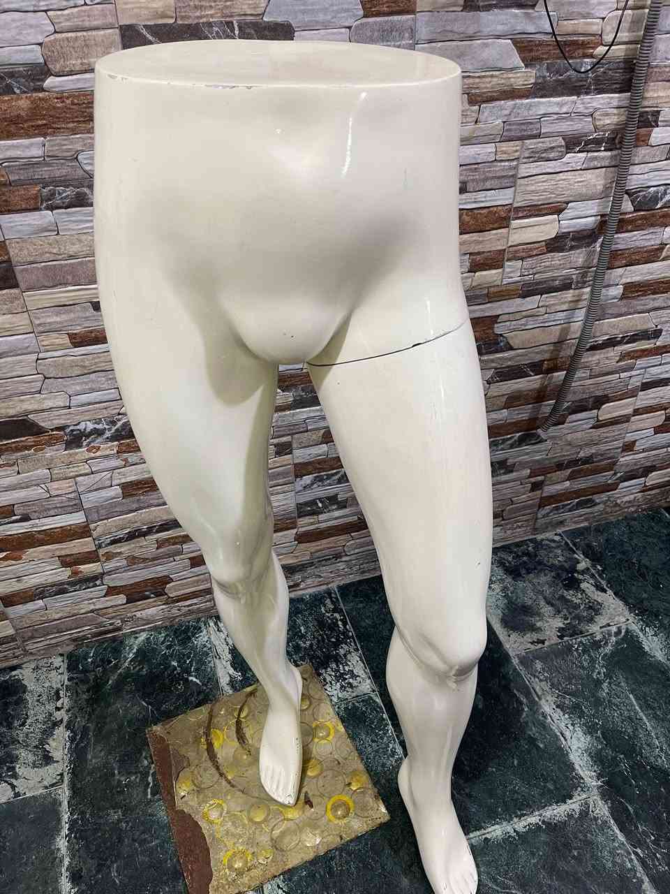 نصف ملكانة رجل  عظم عاج مستعملة سعرها ب١٥  ألف ويوجد جدمة توصيل لكل محافظات


**إذا كنت صاحب هذا الإعلان وتريد حذفه لأي سبب، رجاءا أرسل رسالة إلى الدعم الفني**