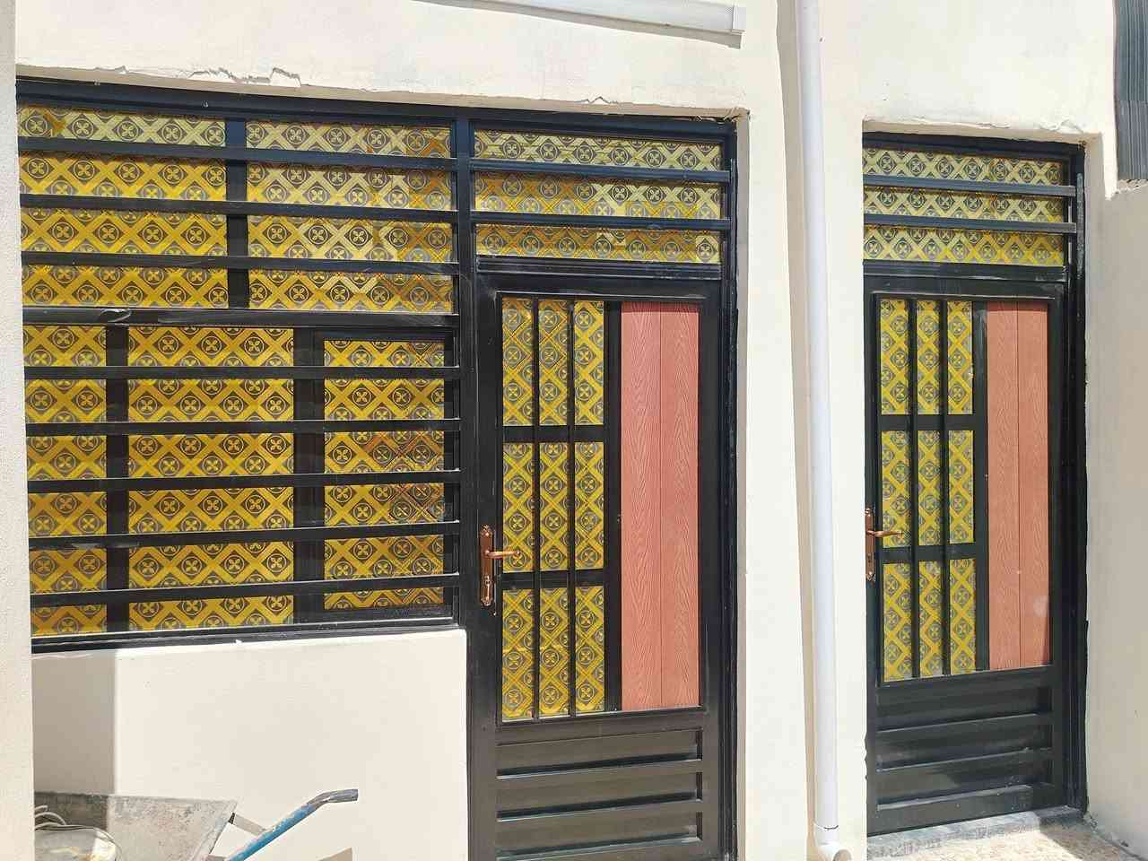 دار للبيع المساحة ٩٥ بنأ جديد مدخل حي طارق وصط دربونة مال السيطرة السعر ٣٧ باقي التفاصيل داخل الفيديو ***********
