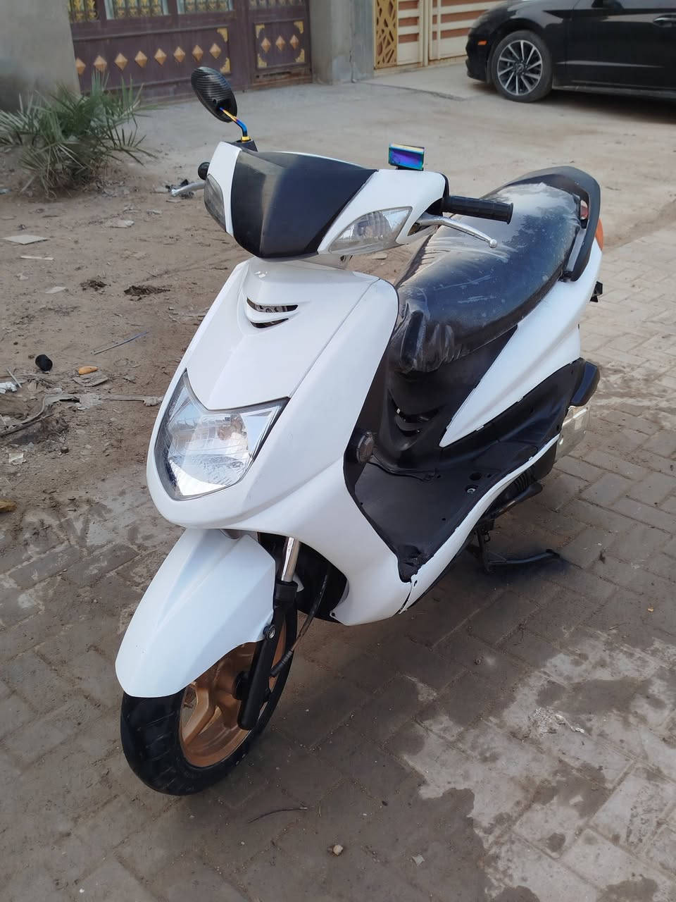 السلام عليكم دراجه سكنس للبيع دراجه جاهزه دراجه نقره سلف دراجه ما عايزها برغي مكان الديوانيه قضاء الشاميه ***********
