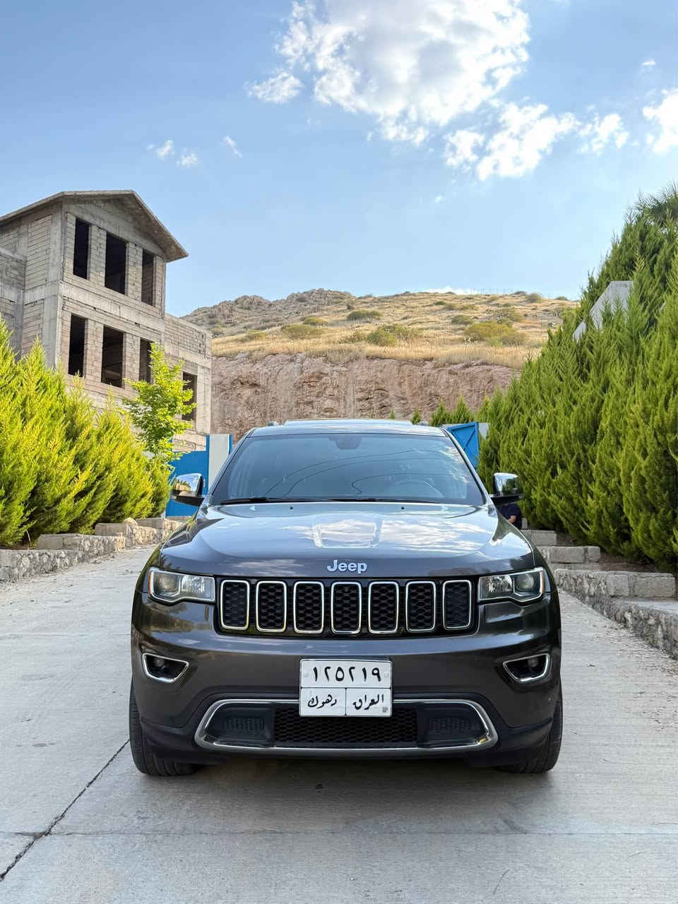 اجدد جيب ب موديلها بكل العراق 📦

جيب لاريدو Jeep Laredo
الموديل : ٢٠١٧ | 2017
لمتد | Limited 

ماشية فقط 36 الف حقيقي بشرط
محرك ٨ سلندر 5.7 هيمي 

اخوان السيارة بدون صبغ 
دخول كلين مكفولة كفالة عامة ماعدا كارت صغير

(( السعر : 223 ورقة $ )) ومجال بسيط
اخوان السيارة زيرو صفر و اني مسؤل عن كلامي
رجاءً السياره متتقارن ب اي جيب 
و ليشوفها غالية يعبر المنشور بكلمة طيبه 

***********
(( *********** ))

 السيارة رقم دهوك بشرط التحويل

مواصفات الجيب معروفة دهوك, العراق
