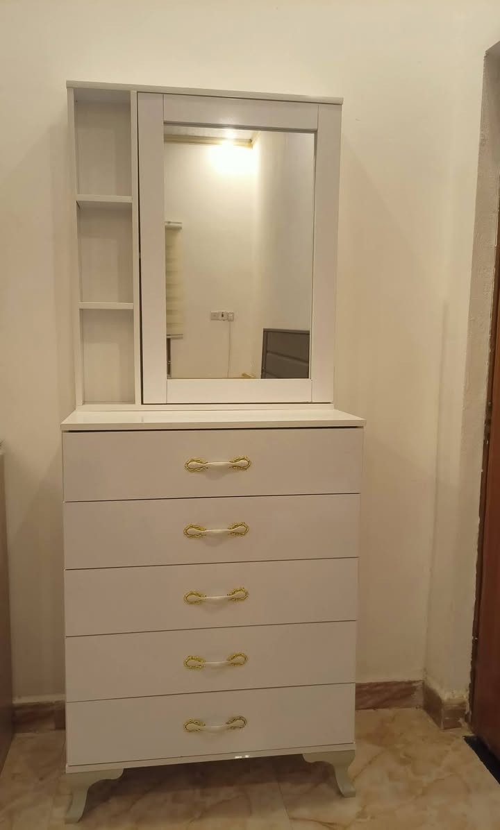 للحجز والاستفسار ***********
