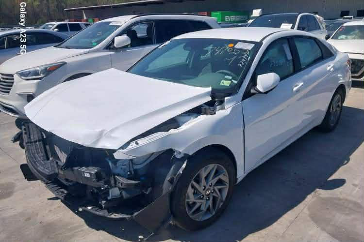 النترا موديل 2024 فحص موقت ⏱️ السياره دخول جديد بيها جاملغات اماميه ثنين بيهن بارد والبنيد مصبوغ بدون دواخل السياره ماشيه 35 الف مابيها نقص حمدلله مكينه كير مكفولات مكاني #بابل #السعر #مناسب 150$ للتواصل خاص او اتصل وتساب او خط ‭٠٧٨٩ ٣٨٩ ٥٢٤٣‬
