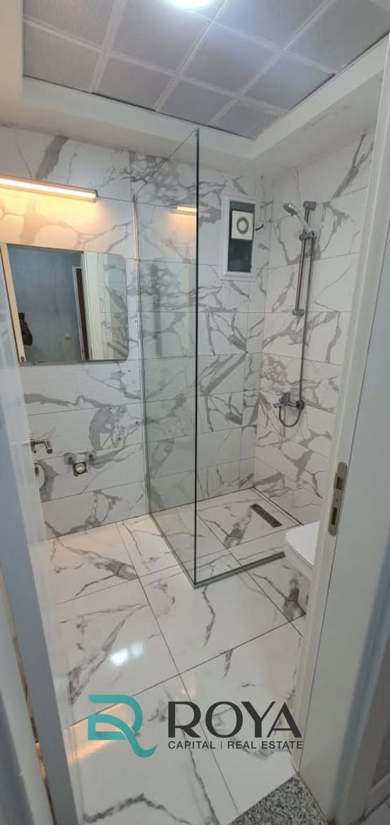 كوردي.   عربي 🏢
شقه للإيجار. في  لآلاف ستي 150م   
2 غرف نوم   وصاله 
125م.    2 غرف  نوم وصاله 
للاستفسار يرجي الاتصال بنا   

***********☎️ سەرمەد ئاکرەیی 
***********☎️ هەڤاڵ ئاکرەیی 
……………………………………..
شوقه بو كرى له لآلاف ستى 150م  
2 نووم هوول   
125م      2نوم. هوول  
بو زانيارى زياتر بيوندى بكه  

*********** ☎️ سرمد عقراوی 
*********** ☎️هفال عقراوی
