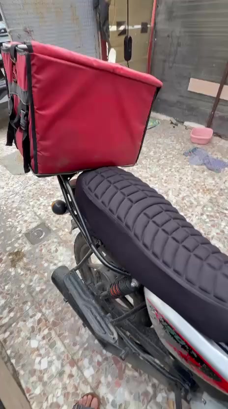 للبيع دراجه بوكسر
اوراق كامله
الدراجه خير من الله 
السعر 950 مجالهه كلش قليل
المكان البنوك 
***********
