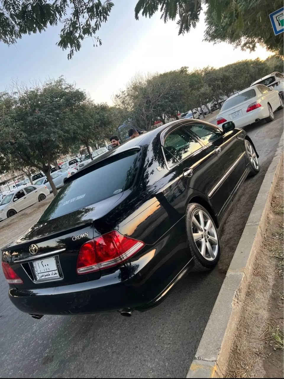 توێتا کراون شاهینە مۆدیل 2007
گێڕو مەکینە گەوره(184🔥✈)(ساخ ساخ)
کاملل جایز کراوە تازە حەمام و پۆلیش کراوە
ناوڕەش  ٣ دوگمەی 
ویل دینگەی لۆک ٤ تایەی لۆک 
سەیارەکە لۆک لۆکە بێ  چاڵ بی شوخت 
سەقفی بوياخي ئه وروپاي هه يه
تەبرید ساردوو گەرم تەقەو رەقەی نیە بەشەرت 
کەڤەر گۆراو بەشەرت لۆکە سەیاررکە 
مواسەفات  کوشتن جلد هیتەر کارەبای  
كامل سپۆرت ئاوینە کارەبای  ژمارەی خاوەنی  
*********** كؤرينه ويش ده كم ئه كر به دلم بيت
