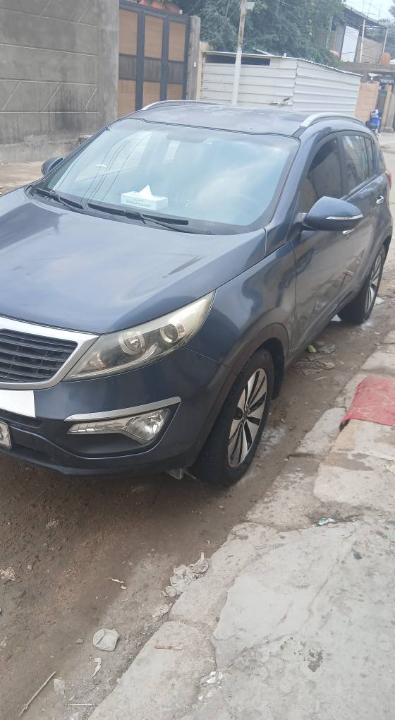 السلام عليكم شباب كيا سبورتج سوبر جارج كاز فول ٤ بصمات تشغيل وبيبان بصمه السياره مديل 2015 فول مكينه وكير وحداديه وتخم تاير وتبريد وتدفئه ورقم وسنويه ٢٩ تنتهي على شاصي شاشه وكامره وحساسات تدفئه وتبريد بل كشنات تدفئه بل ستيرن نضام ايكو مانع نزلاغ سياره مكصوصه جنطه كله باجات شغل عدل مال جناي شباب سعر ٥٨ وبيه مجال للطيبين او مراوس بكوري حسب القناعه عنوان البصره وهذا رقمي تصل وتدلل ***********
