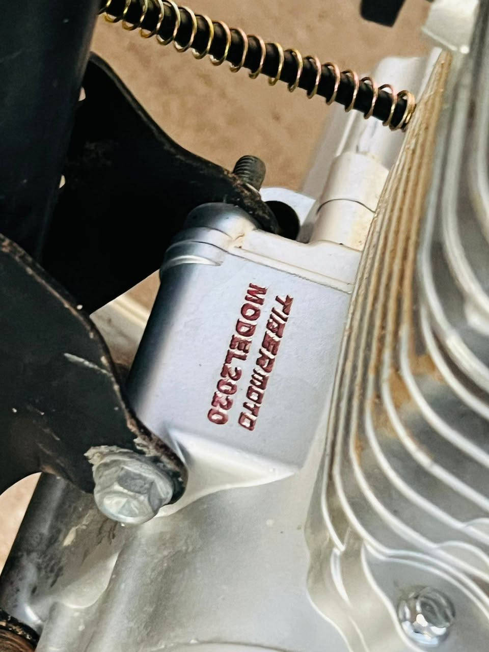 السلام عليكم
  للبيع تايكر سلف
موديل 2020 محدث 2025
محرك 150 شرط ما ممدودة علية صبانة
منفيس تشغل عن بعد السعر 650 
الاتصال على الرقم
( *********** )
