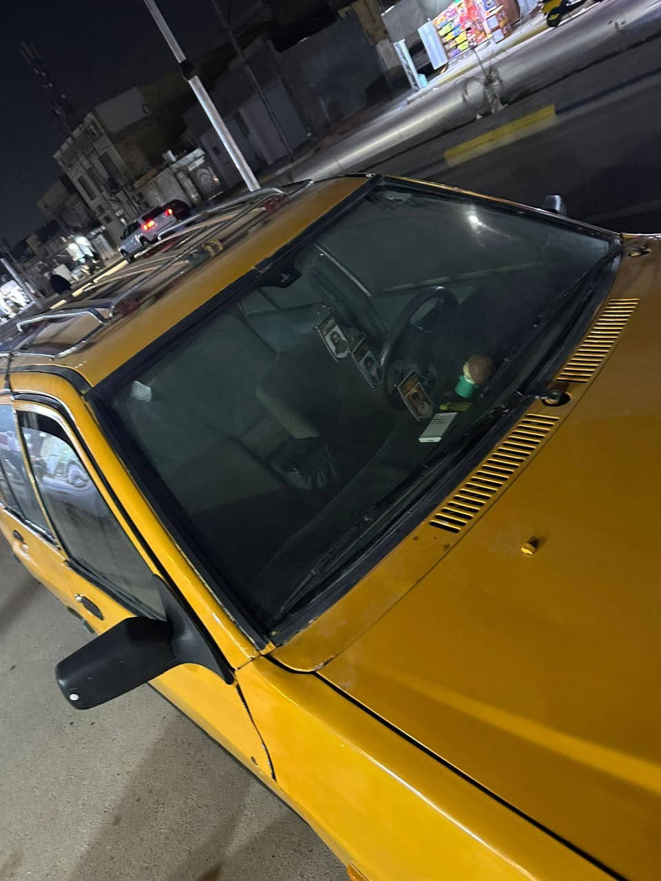 سياره سايبه موديل 2010 محرك وكير
خير من الله  السعر  15 ورقه وبيهه مجال 
وعليهه غرامات 500 الف ينزل من سعرهه  العنوان كوت مركز المدينه ‏‪***********‬‏
