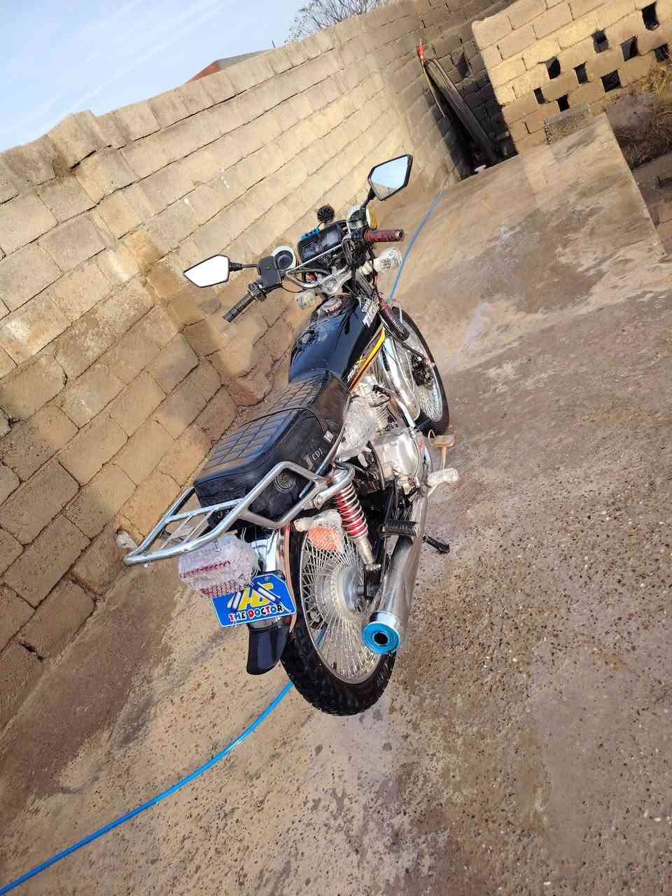 السلام عليكم سولنك تايكر موديل ٢٢ كلو شرط كهربائيات كلها شغاله دبلات وياله لشه شرط  مكاني ايسر الشركاط السلمان ***********
