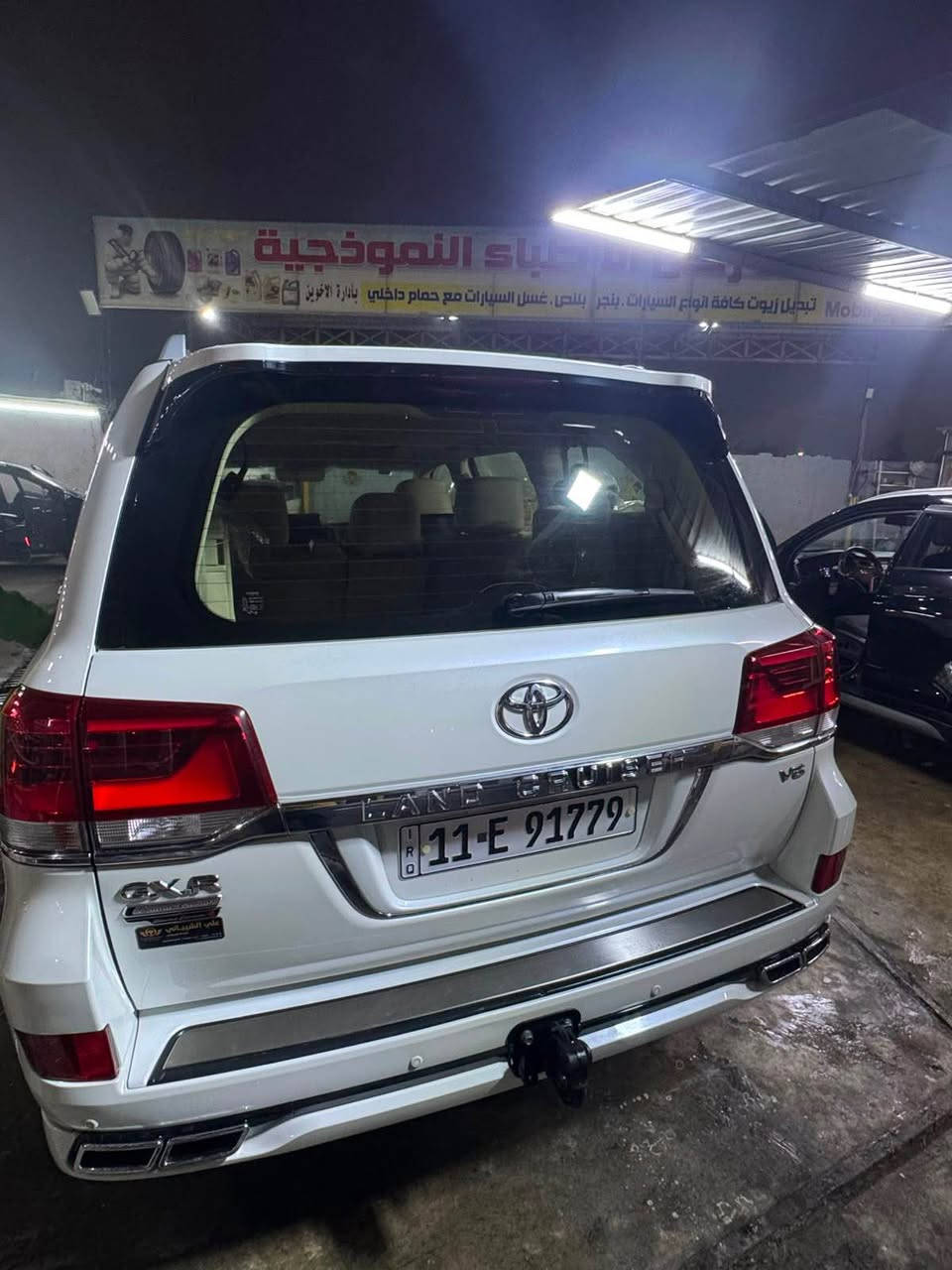 ﷽

‏‎سلام عليكم 

 للبيع 

لاندكروز 💥2021   🚀 GXR: كراند تورنك ساز باب اول 

السياره احله من الصور بالحقيقه 

فول مواصفات 1/1 💯 :

1- فتحة 🕳️

2- بصمة 🔐

3- ماشية 72000  حقيقي  وقابلة لزيادة 

4- حساس خلفي وامامي 🎶🔊

5- ثلاجة 🥶

6- 2 كراسي كهرباء 3دكم ⚡

7- تشغيل عن بعد 💥

8- شاشات عرض 💻   
      
9- 5كامراة 360درجة 👀

10- 8  ايرباك 

11-دفع رباعي دبل ماوس 🎮

12- رقم بغداد الجديد بأسمي 
13-صندوك كهرباء
حجم المحرك: 4000 ✅

ملاحظة //  السيارة كفالة من جميع النواحي   

جديدة بمعنى الكلمه شرط تراي زيرو  تخم تاير حدادية تبريد جاهزة من كلشي مابيها اي نقص وبالعافية ع تكون من نصيبه

بأسمي شخصياً  تحويل مباشر  

السعر اتصل*********** 

تحياتي لجميع 🌹 🌸 🙏🏻 بغداد, العراق
