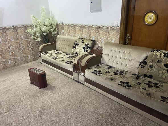 تخم لبيع قنفات 5 كراسي 2
***********
***********
