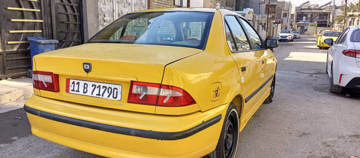 سلام عليكم سيارة سمند للبيع موديل 2012 
كرستال 
رقم بغداد نكليزي بسمي تحويل مباشر هزه جديدة 
مكينه وكير جدد 
صدر ورة وكدام جديد.    تخم تاير خط ابيض جديد 👍👍
سيارة مكفولة عدة باردات بسيطة جداً 🤏🤏
                        السعر 39 
وبيها مجال بسيط العنوان بغداد العبيدي 
الرقم ***********
ملاحظة غير متواجد علاالفيس
