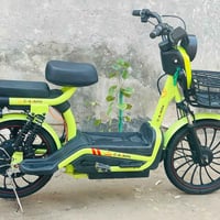 دراجة كهربائية • ١٥٠٠ واط • ٤ بطاريات