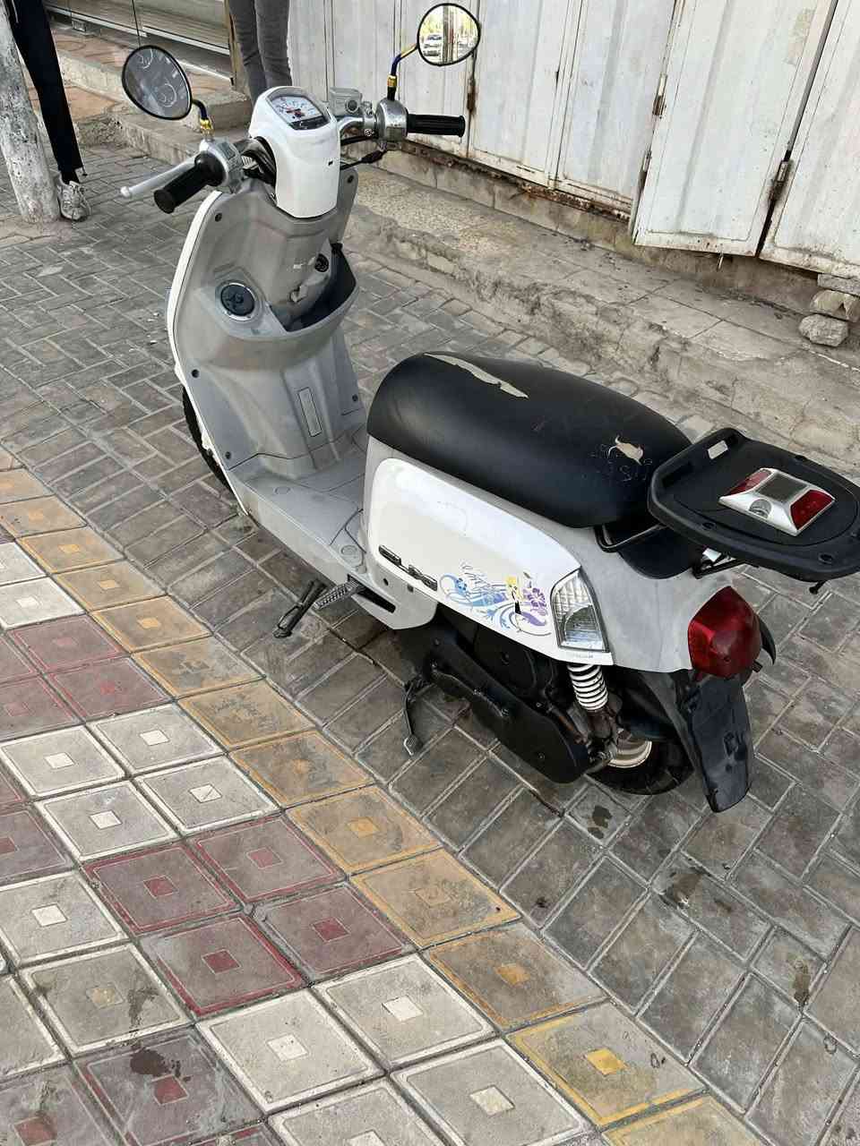 السلام عليكم ماكس بوليس كابريتر رمبة كفاله عامة ما مفتوحة كفر اصلي كابريتر تجاري فقط الباقي كلة اصلي باقي التفاصيل خاص او الاتصال عل الرقم ***********
