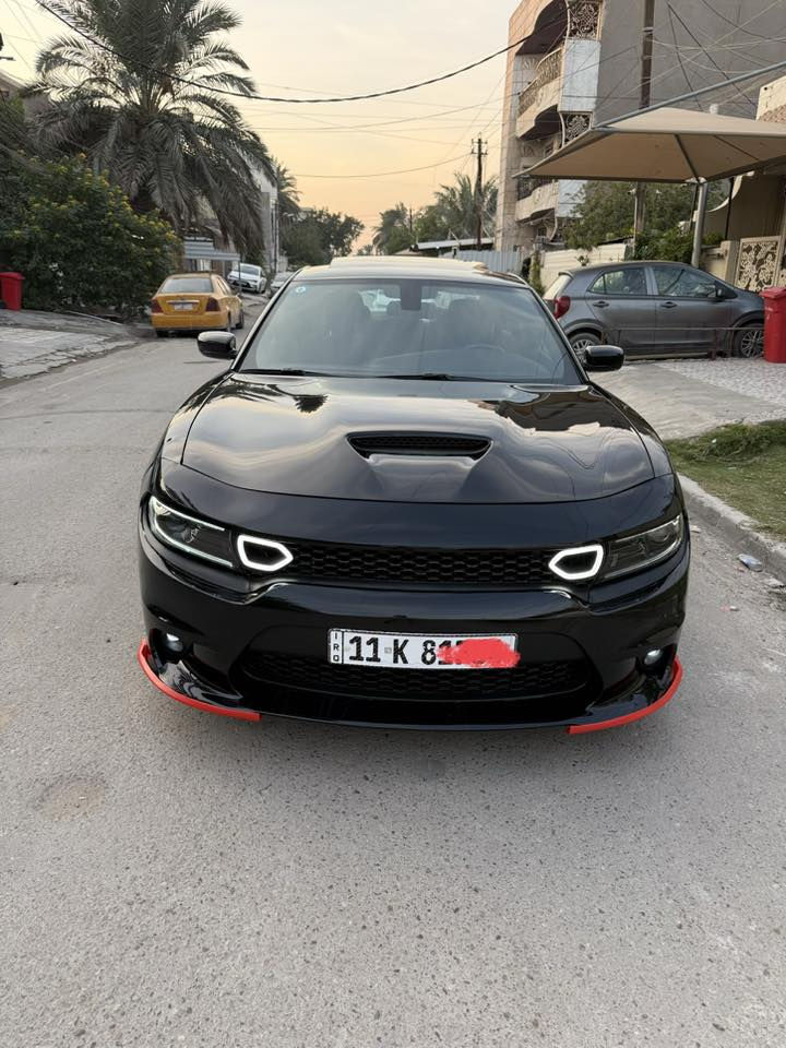 دوج🇺🇲جارجر 
موديل (2023)
فئة (SXT)
محرك (6.سلندر.3600)
رقم بغداد الجديد وهزه وسنويه جديده 
(#السعر_258_ورقه)
الحادث مثل ما موضح بصوره باب بي بارد عل كد اصبع بارد خلفي عل كد 4 اصابع جابلغ صبغ بدون ايرباك بدون شاصي بدون لغود
كير.محرك.صدرخلفي.امامي كله جديد
ممشى السياره (👈47 الف) حقيقي وشرط الفحص 
محدث GT(كت كامل)
الموصفات
1__فتحه سقفيه 
2__حساسات خلفيه
3__شاشه كبيره كار بلي
4__ ويل عشيرين بلادي
5__ منظومه زنن بلادي
6__كشنات حظن
7__منظومه داش كام
8__سبير + جك بلادي
9__ سبايدر خلفي اصلي وليس تجاري
السياره جديده على ايد اني مستورده رقمته ابسمي مباشر
مكان السياره بغداد الكرخ ***********
اخواني الاعزاء كلشي ذاكركم بالمنشور 
تحياتي للجميع
