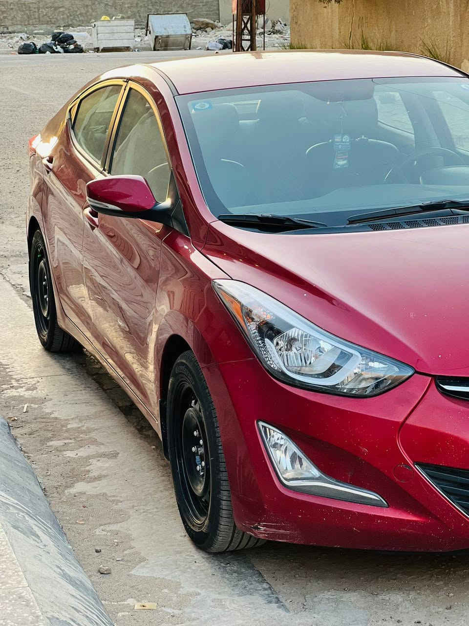 السلام عليكم النترا 2016
مكينه مكفوله 2000
كير مكفول 
منضومه تبريد جديده حته الفريز مبدل
تخم تاير وتخم ويل جديد حاويه 
بيهه سرقه بنيد من امريكا 
بدون لغدوشاصي وتكم وحوض كله مكفول بدون ايرباك 
بيهه صبغ اثر جراد نقطه معجون مابيهه 
السعر ١٠٨وبيهه مجال كلش قليل 
***********
