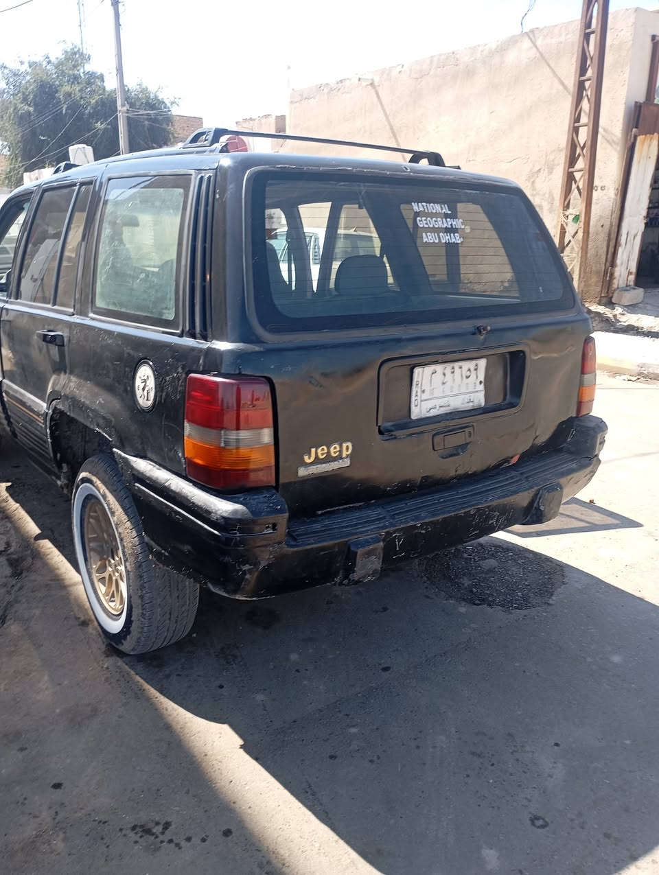 يالله جيب شيروكي موديل 93 سياره حلوه ومرتبه مال واحد عند عمل بيهه لعائلته
رقم بغداد سنويه عاج منتهيه ب 20 
كير ومكينه ففتي خير من الله كهربائيات شغاله
راعيه بنجف هوه وابو الوكاله وابو الوكاله عندي وكالته ومستمساكته بس ما واصله
ابيع هل موجود اتعهد سرقه وعشاير فقط
السعررر 26 وبيهه مجال للشراي بخدمته
مكاني ناصريه الغراف اتصال وتساب
***********
