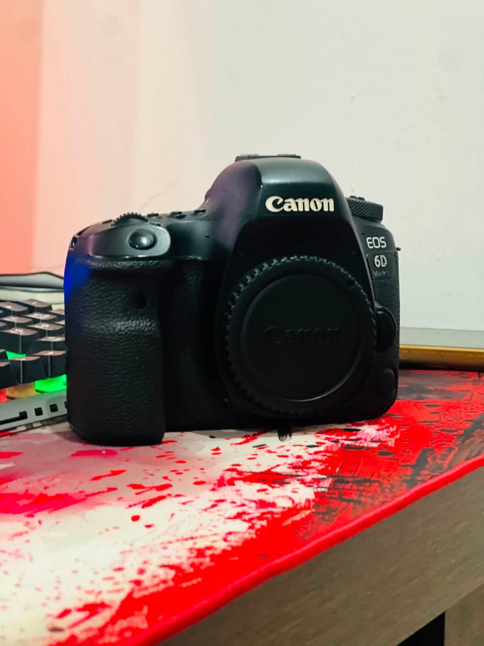 كانون d6ii
نضيفه كلش 

متوفر توصيل لجميع محافظات 

للستفسار خاص او واتساب 

***********

واتساب ***********
