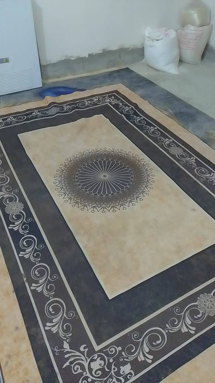 السلام عليكم للبيع بيت مساحه ١٢٠ البيت مسلح مكان البيت ام الكبر والغزلان البيت عله وجهين
مقابيل مدرسه الكرفانات 
الاتصال ***********
