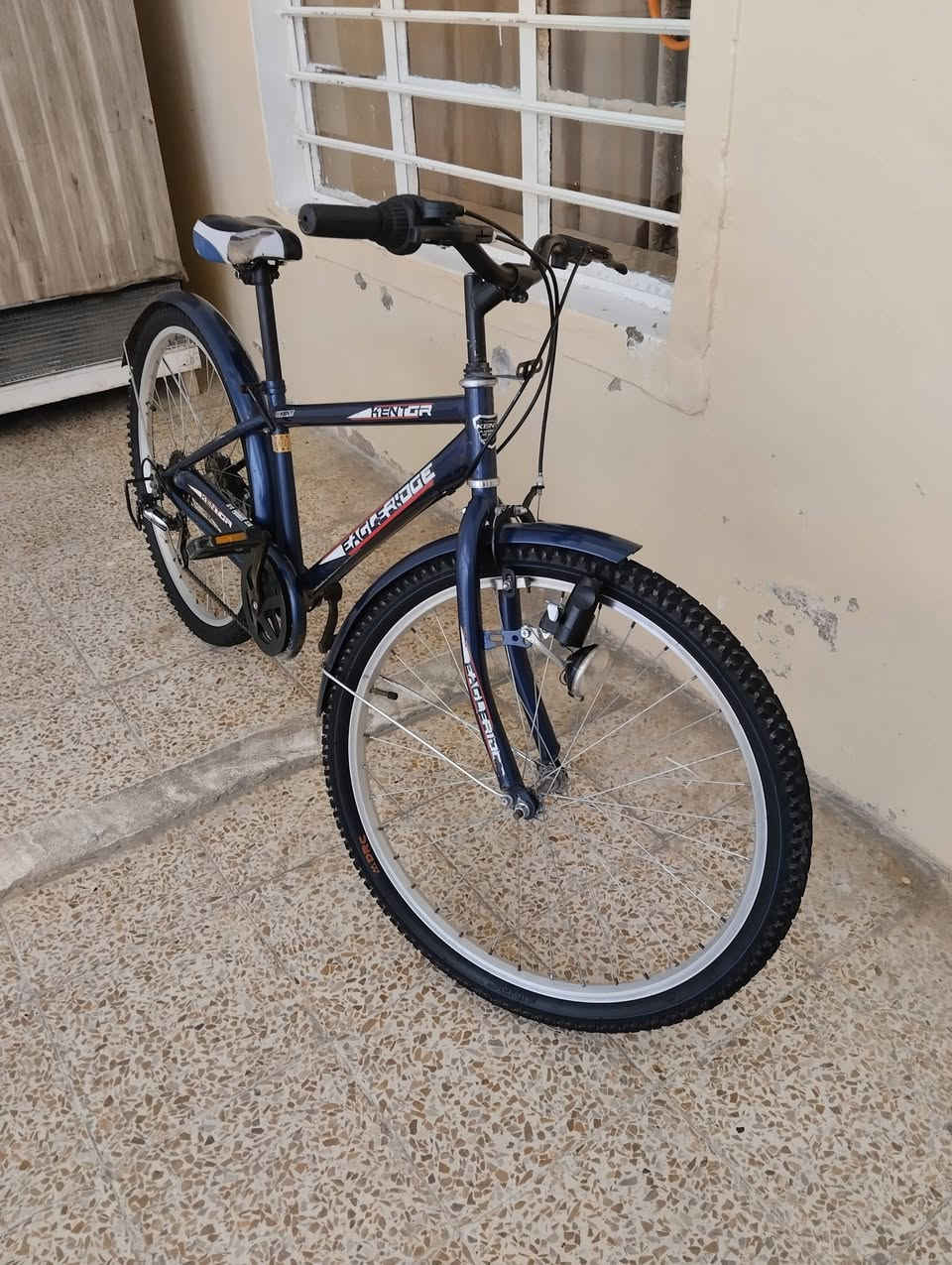 السلام عليكم باسكل للبيع جبلي حجم 26 نضيف فول شرط كلو شغال نضيف كير شغال المكان موصل جانب الايمن صناعة اليابسات كير 6نمرات السعر 100 وبي مجال


**إذا كنت صاحب هذا الإعلان وتريد حذفه لأي سبب، رجاءا أرسل رسالة إلى الدعم الفني**