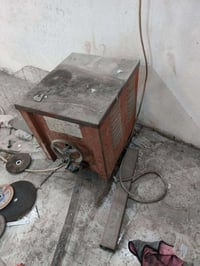 ماكنت لحيم ملف نحاش مع كابل لحام حار اكثر من ١٥ متر الستفسار على الرقم...