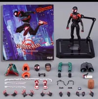 سبايدر مان مفصلي • مع ملحقاته