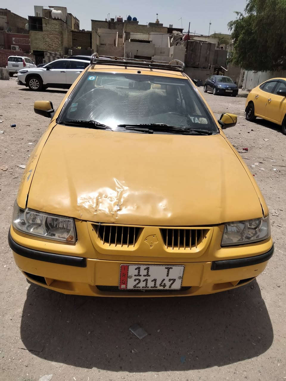 السلام عليكم 
سيارة سمند ٢٠١٠ للبيع السيارة كدامك صورها وتصوير فيديو سيارة مكينة بيها تبخير من الأخير ابيع على وضعها الرقم انگليزي بغداد باسمي السنوية ل٢٠٣٠ عارضها ب٢٠ ورقة الشراي يتصل على الرقم *********** مكاني بغداد
