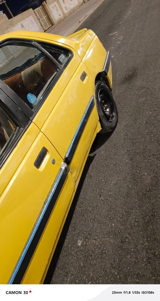 سلام عليكم بيجو مديل 12 ..405 
سنويه نافذه  فقط بس هيئه عليهاا  غرامه ما عليهاا. لا ربع كير محرك خير من الله راعيها موجود 
حداديه جديده كهربائيات كلها شغاله 
سعر 19 وبيها مجال الشراي يتصل ***********
