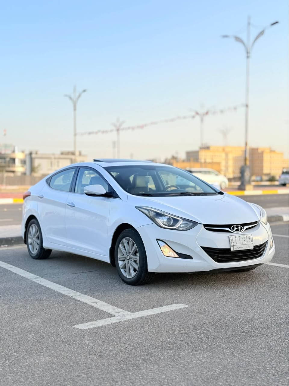 سلام عليكم الانتره 2016 خليجي رقم بغداد مشروع وطني تتحول بكل المحافظات سنويه 2028 
ملاحظه سونار مرفق معه الصور 
مواصفات فتحه محرك 1800 كشنات جلد قطعتين تبريد تحكمات استيرن شاشه كامرا مري شفط اشاره بل مرايه يدات نيكل خمسه ويل كب لدات LAD وبعد بيها هواي مواصفات كير محرك تبريد تخم تاير حداديه كلها جديده وخير من الله كير محرك ما مفتوحات 
ماشيه 178… حقيقي اصل 
مكان سياره كربلاء المقدسه 
رقم الهاتف ‭0770 730 3729‬…
رقم الهاتف ***********…
سعر 124…
ملاحظة غير متوفرة حاليا على الفيس بوك كربلاء, العراق
