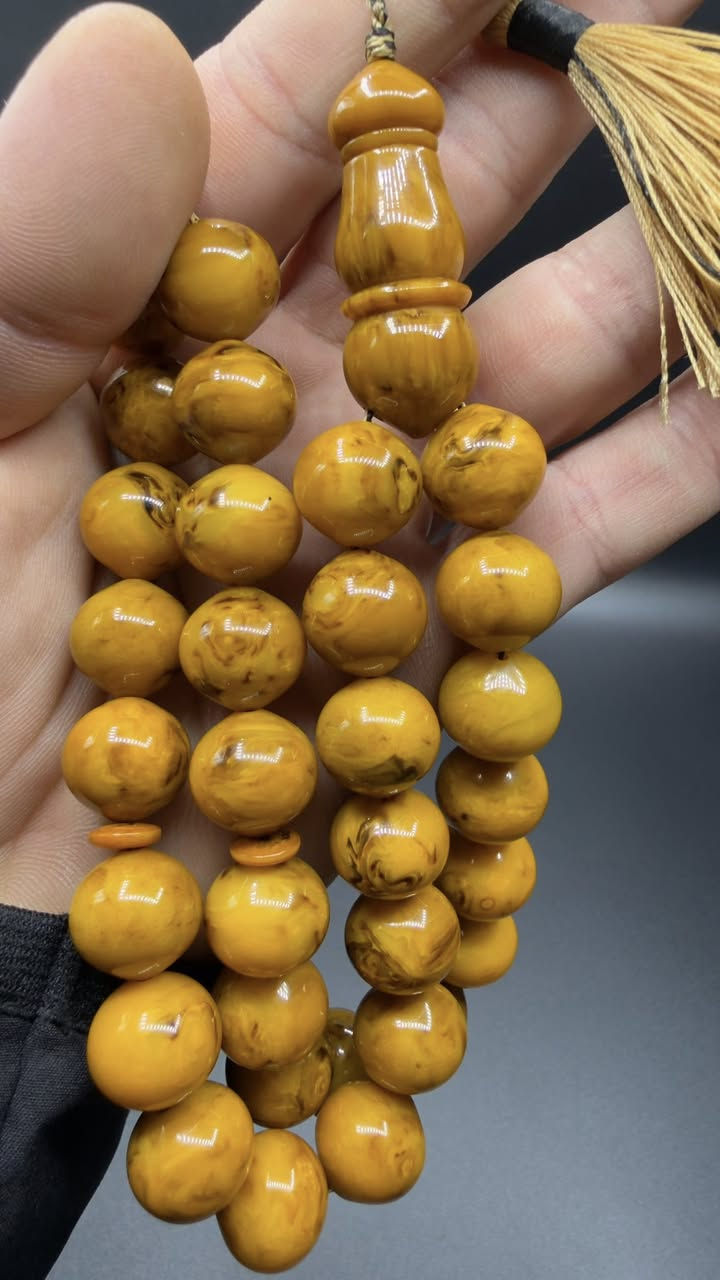 أسعد الله اوقاتكم 🌷

مسكي الماني انتيك خراطة ١٥ سنة - عرق اسود ♠️

مسباح فخم خام و خراطة 👌🏻

وزن ٧٦ غ صافي - مقاس ١٤،٥٠ مل 

المهتم يشرفني واتس اب ...مسباح يستحق الإقتناء 🥇

☎️ +96181822323


**إذا كنت صاحب هذا الإعلان وتريد حذفه لأي سبب، رجاءا أرسل رسالة إلى الدعم الفني**