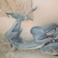 الدراجه للبيع عاطله  مجفته الشراي يراسلني 07747350105