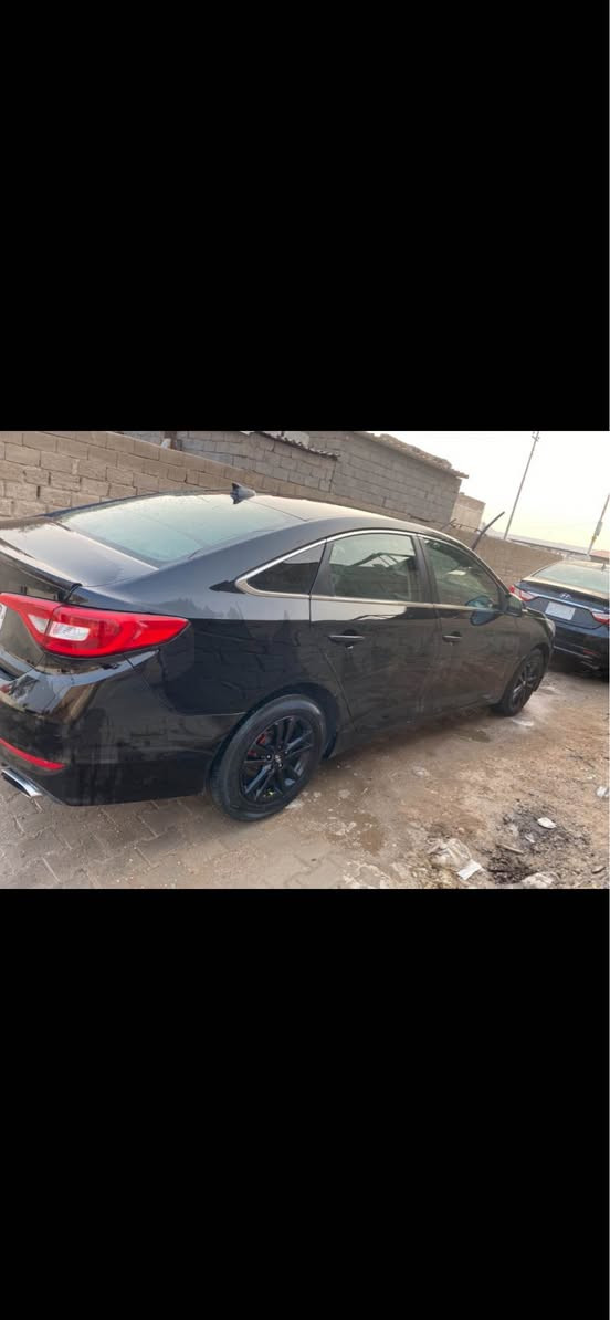 سوناتا 17 بيه بنيد مبدل وبارد بلباب الخلفي سعر 117اراوس حسب القناعه  مكاني بصره*********** البصرة, العراق
