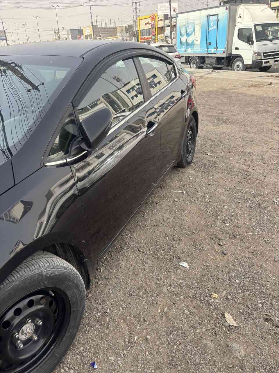 سيراتو 14 اربيل باسمنا 3 قطع صبغ السعر100$ وبيه مجا ل م*********** موجود العرصات 8 صباحا حتى 1 ظهرا
